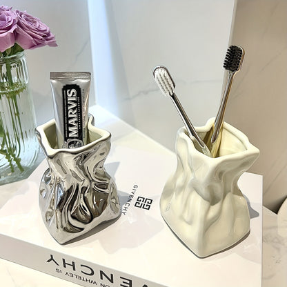 A Creamy Wind-bound Mouthwash Toothbrush Holder