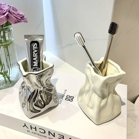 A Creamy Wind-bound Mouthwash Toothbrush Holder