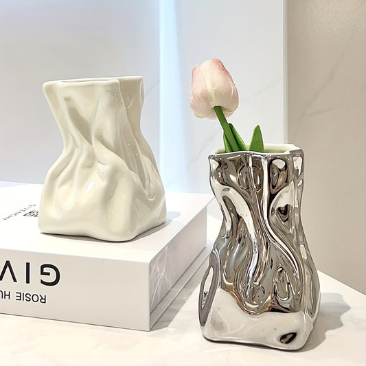 A Creamy Wind-bound Mouthwash Toothbrush Holder